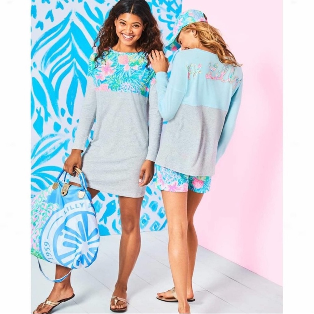 LILLY PULITZER gray and blue Swizzle long sleeve Finn spirit jersey tee S